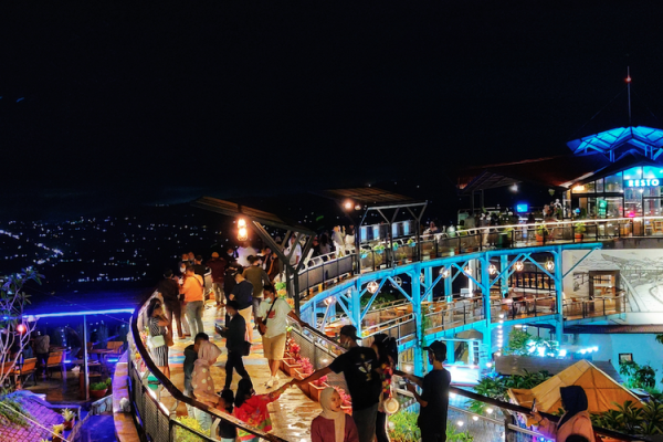 Rekomendasi Destinasi Wisata Malam