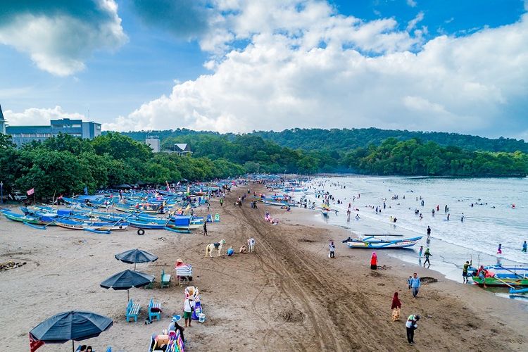 Rekomendasi Wisata Pantai Indah di Jawa Barat